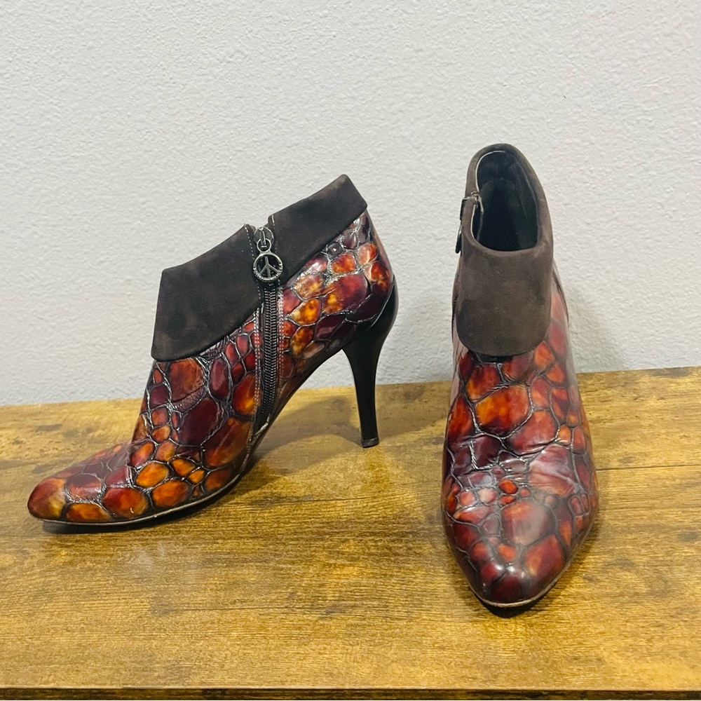 Donald J. Pliner Rula Ankle Booties Tortoise Patent Leather & Suede Women Size 8